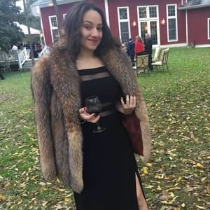 Meet your Posher, Chanelle